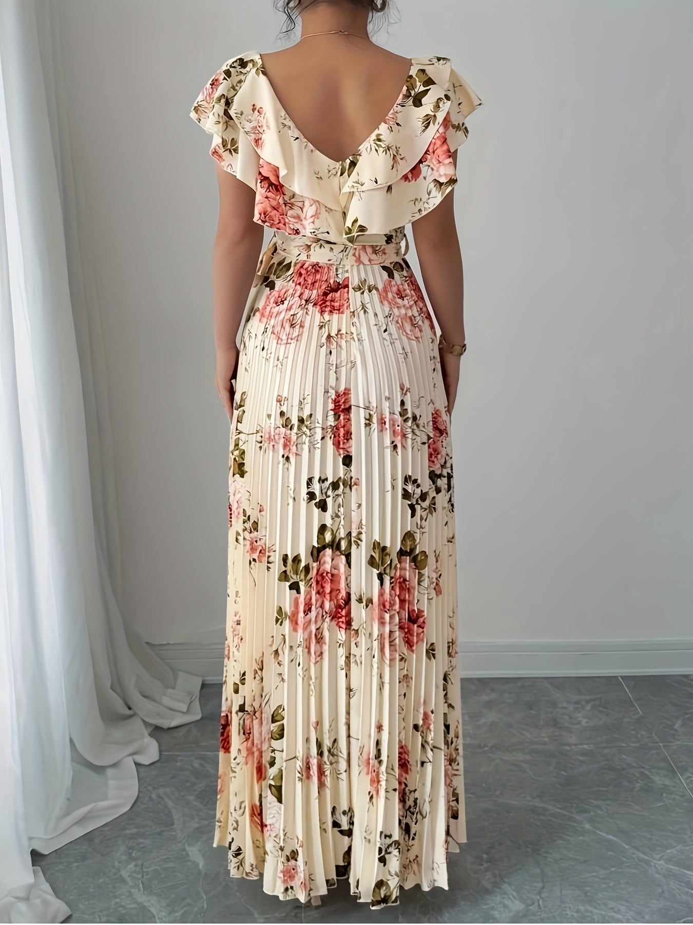 Women'S Elegant Floral Print V-Neck Maxi Dress - Flared A-Line Skirt, Formal & Casual Event Gown in Red/White/, All-Season Wedding Party Outfit with Waist Definition for Everyday & Special Occasions, Cute Dresses, Versatile Fashion, Quality Fabric