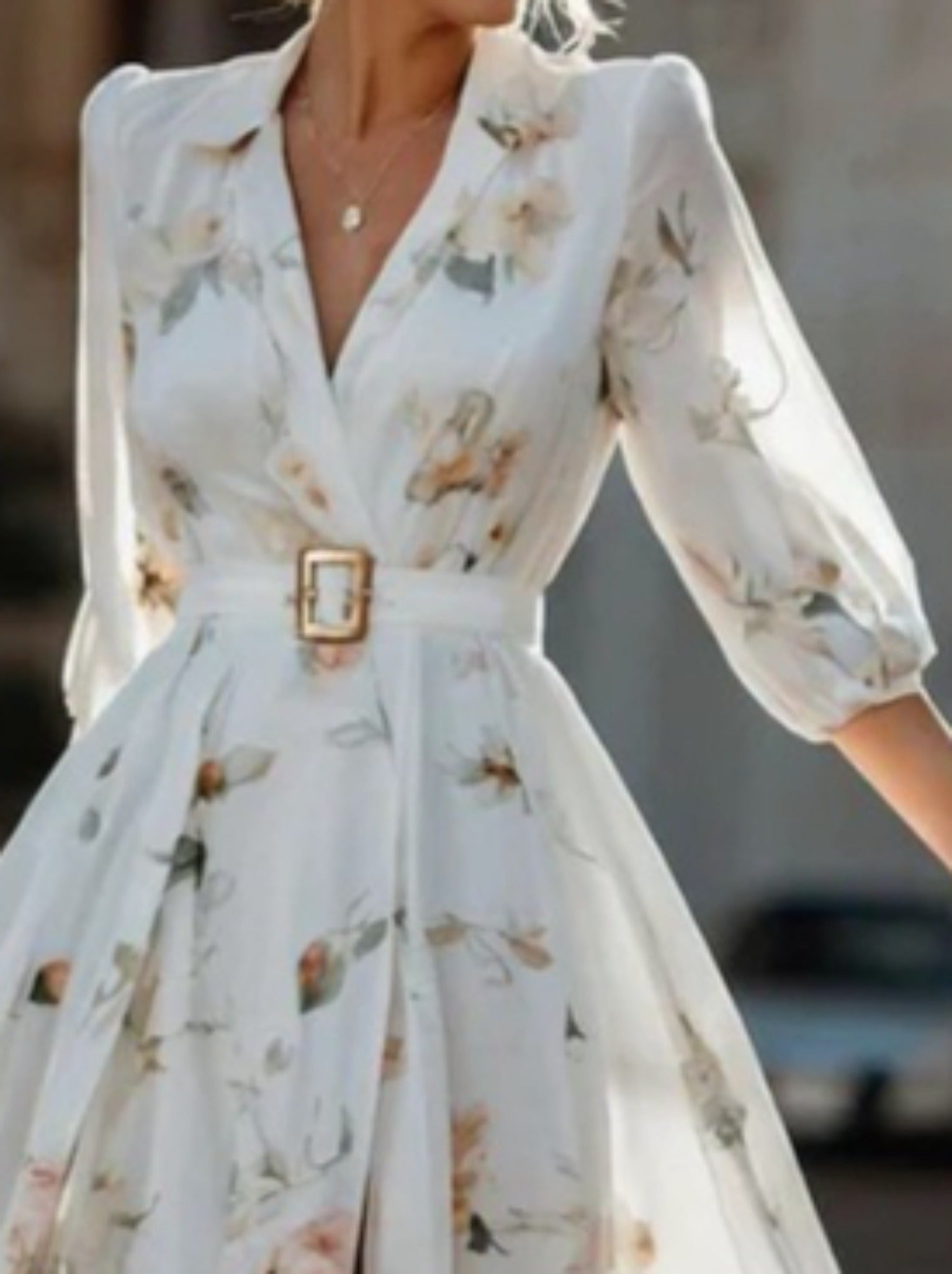 Women's Elegant Floral Print Maxi Dress - Flared ThreeQuarter Sleeves, Formal & Everyday Maxi Dress for Weddings, Parties, Business Events - Women's Formal Attire, Wedding Guest Outfit, Fitted Top, Refined Finish, Vneck Design, Party Wear
