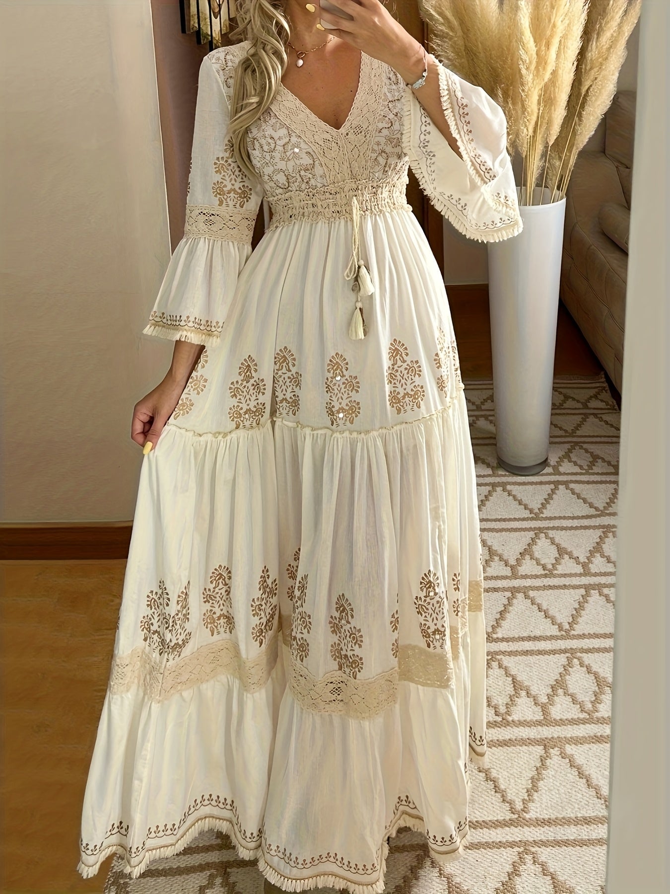 Vintage Floral Lace V Neck Flare Sleeve Tiered Maxi Dress. The Size Runs Small, It Is Recommended to Order One Size Larger..